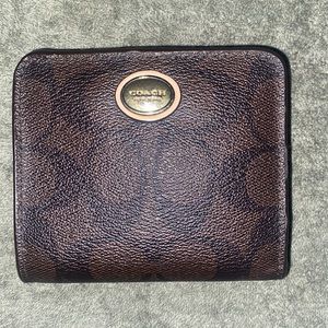Coach Signature Coated Canvass Small Wallet